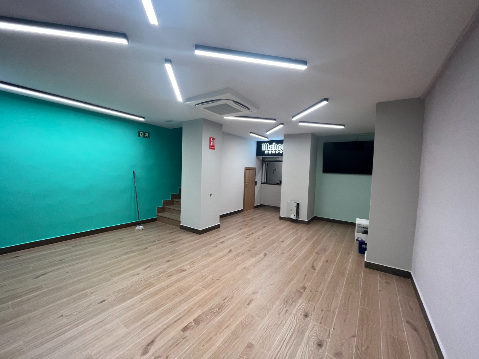 Reforma adecuación Bar y licencia de apertura (2).jpg